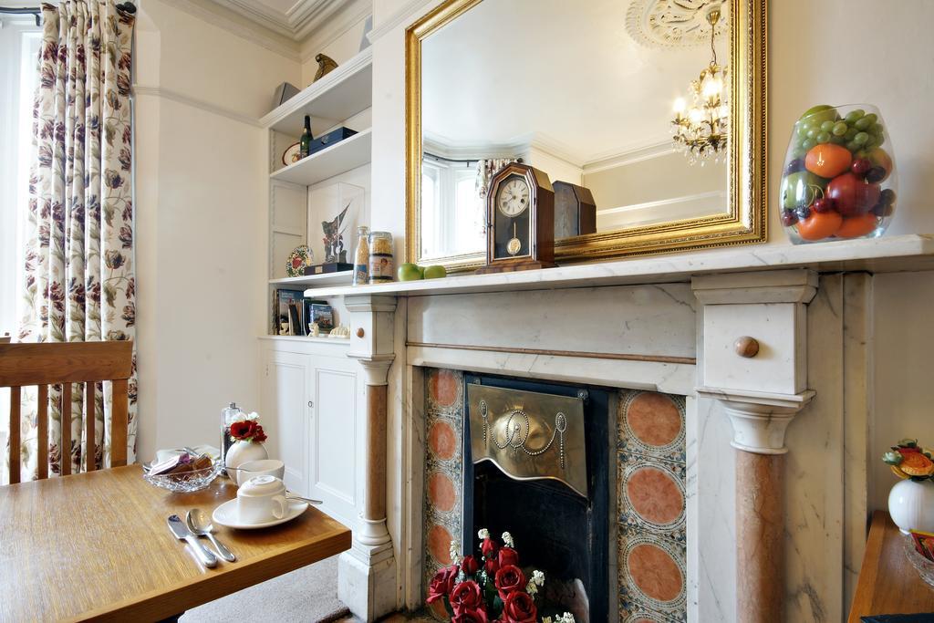 Bronte Guest House Йорк Екстериор снимка