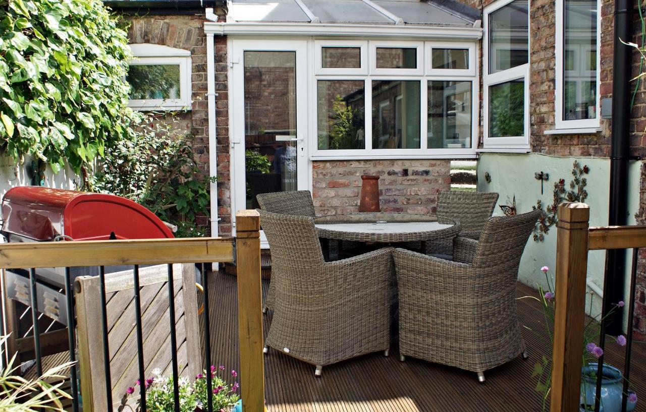 Bronte Guest House Йорк Екстериор снимка